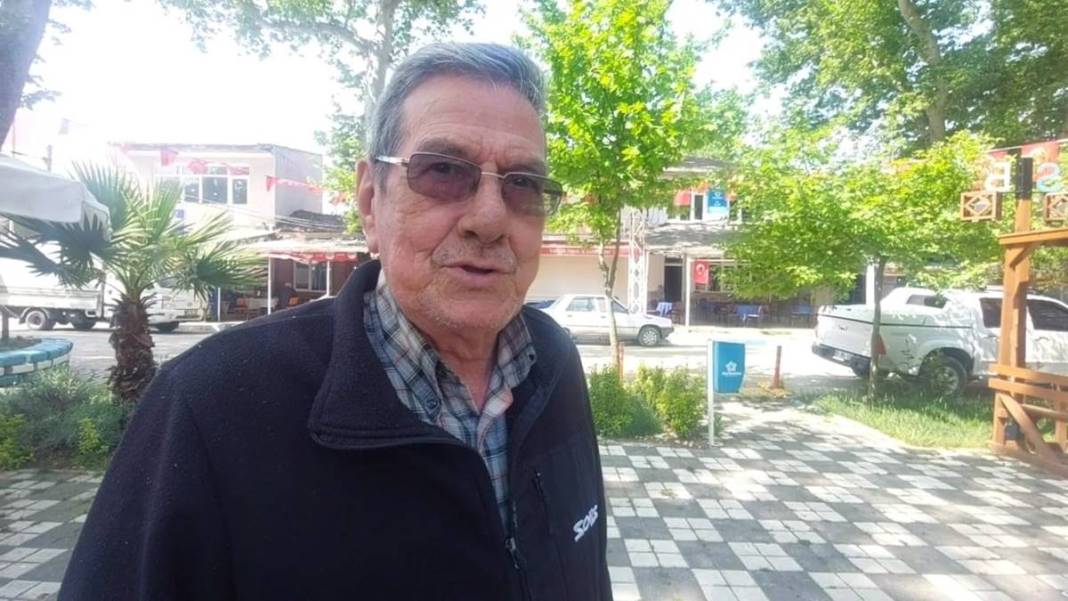 Sadık leylek, 20 yıldır o kentteki aynı elektrik direğine gelip yuva yapıyor! Mahalleli, leyleğe isim bile vermiş 3